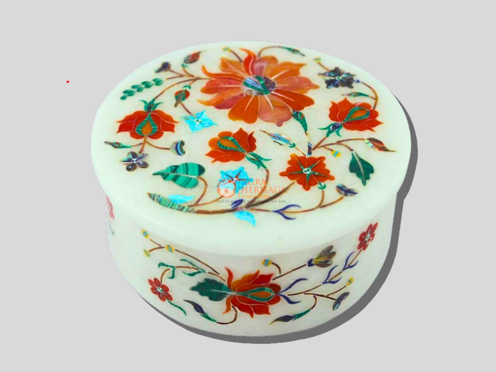 Vintage Jewelry Box Carnelian Semi Precious Art